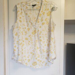 Ann Taylor Petite Sleeveless Yellow and White Sleeveless top Size LP